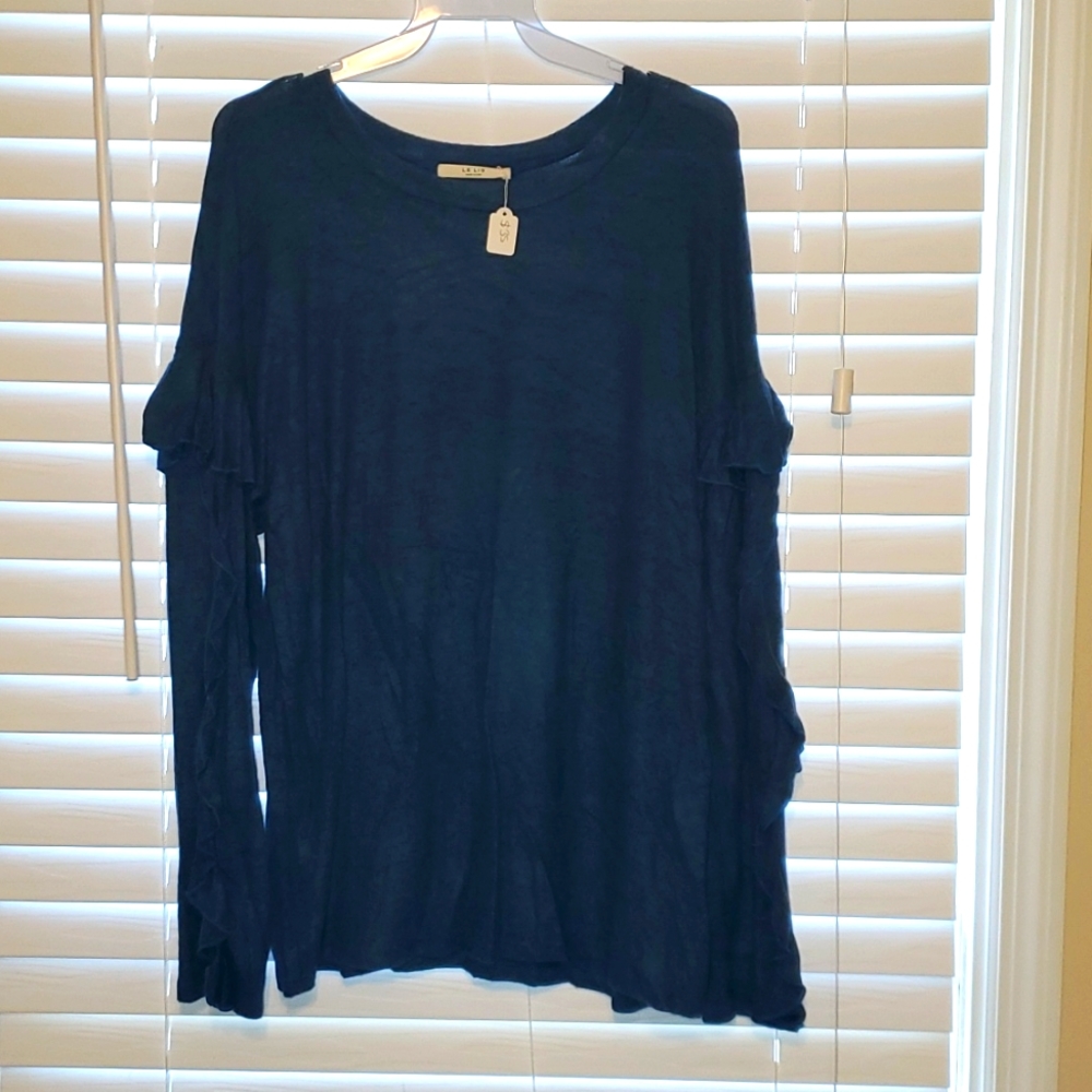 Long sleeve top